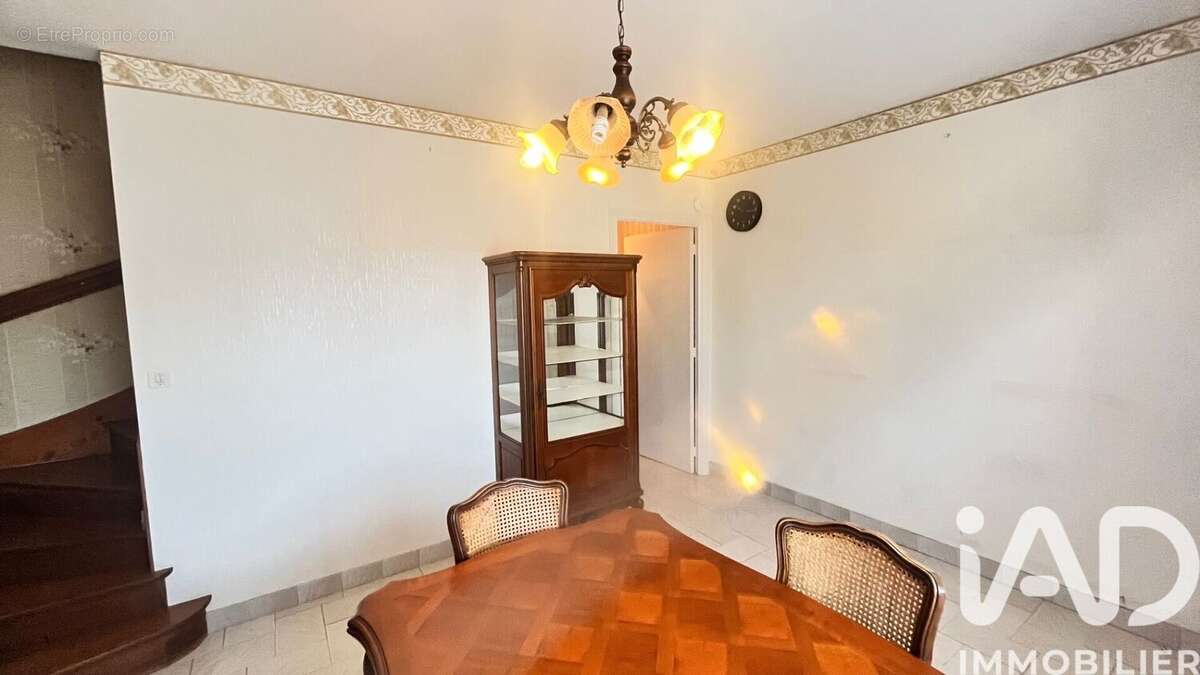 Photo 8 - Maison à LA COURONNE