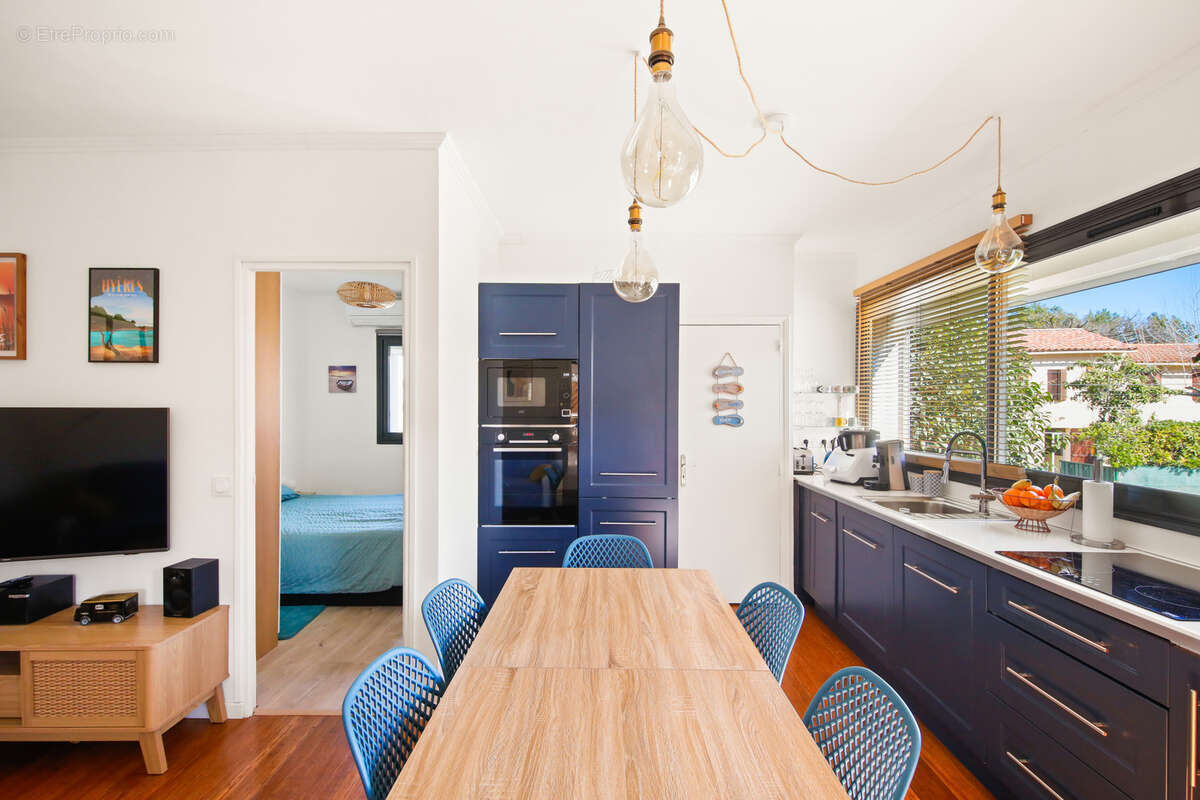 Appartement à HYERES