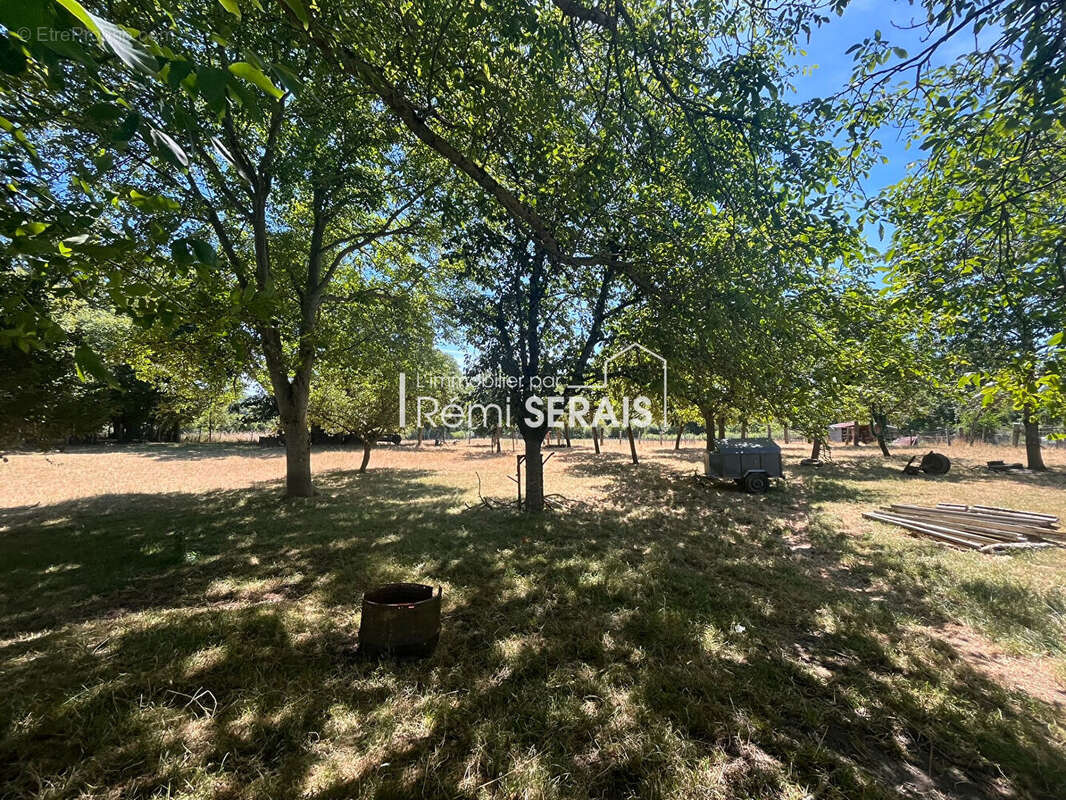 Ensemble immobilier à vendre à Vrigny - Un projet à fort potentiel ! - photo 5