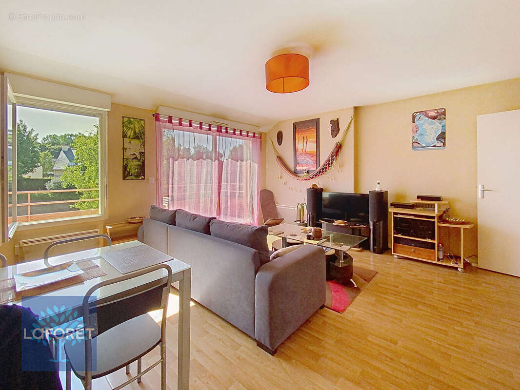 Appartement à BAIN-DE-BRETAGNE