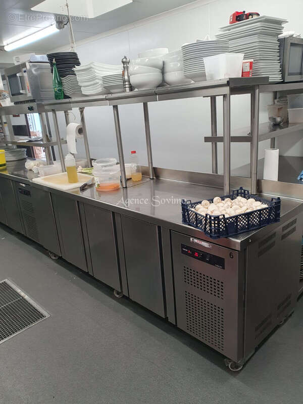 Commerce à CAGNES-SUR-MER