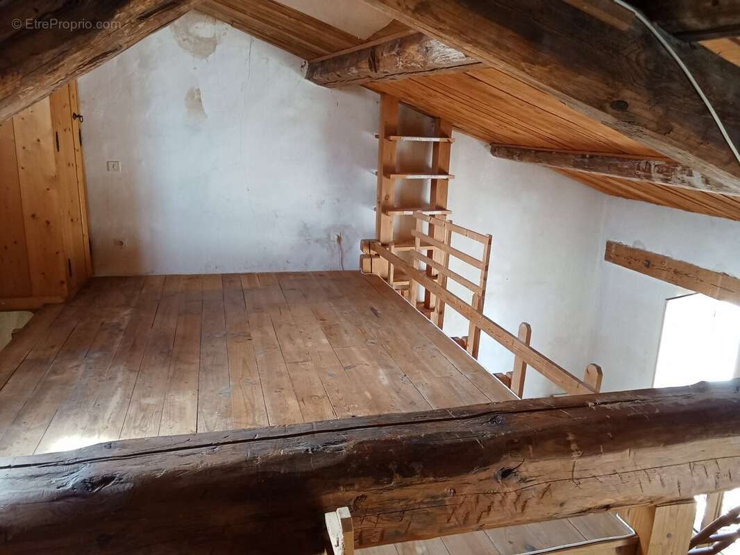 Appartement à SAUVE