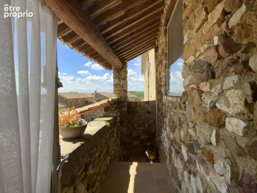 Charmante maison de village en pierre avec terrasses et vue. - photo 5