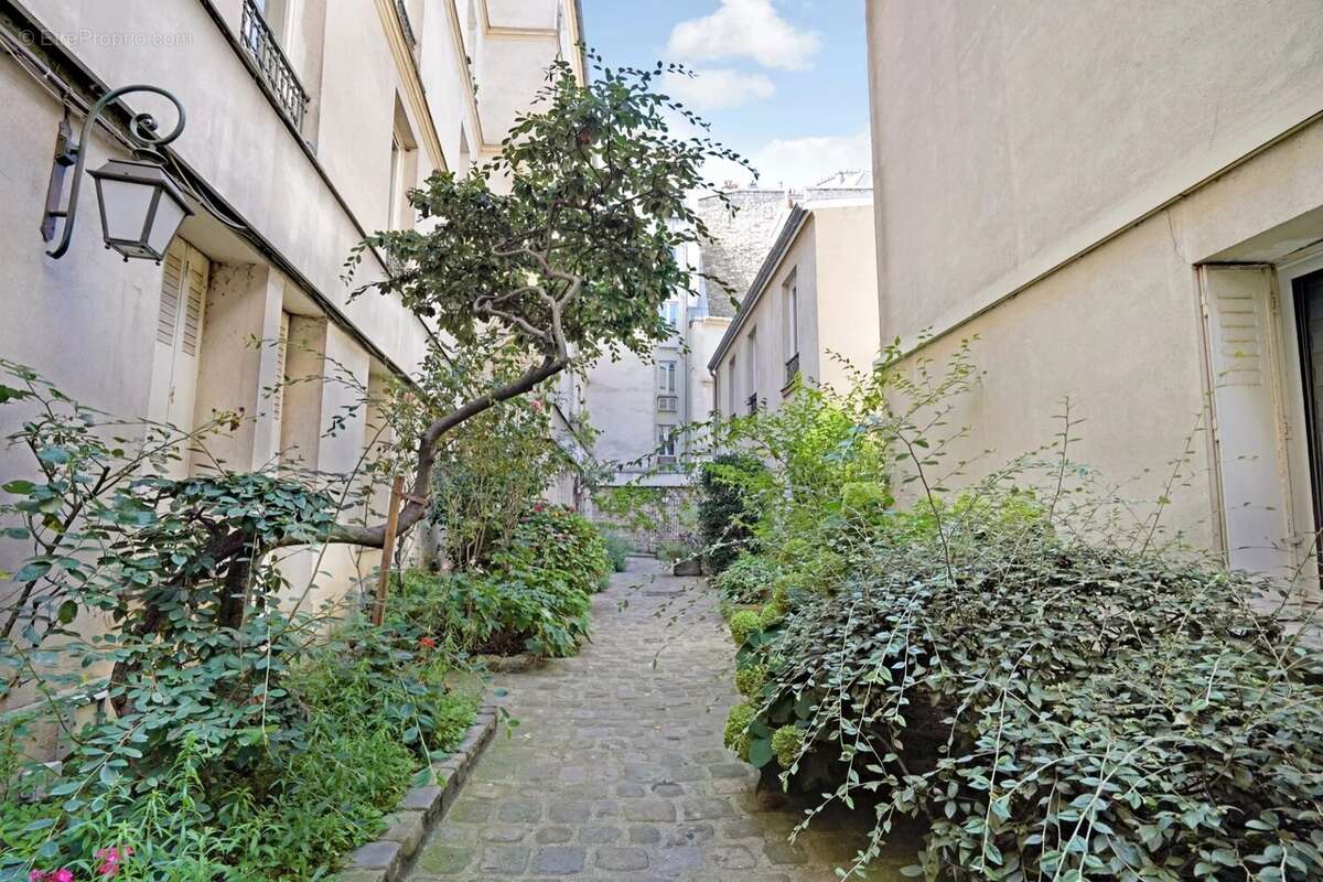 Appartement à PARIS-5E