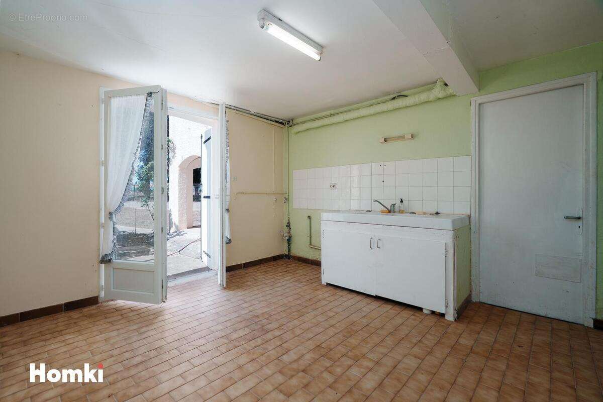 Maison à VILLENEUVE-LES-BEZIERS