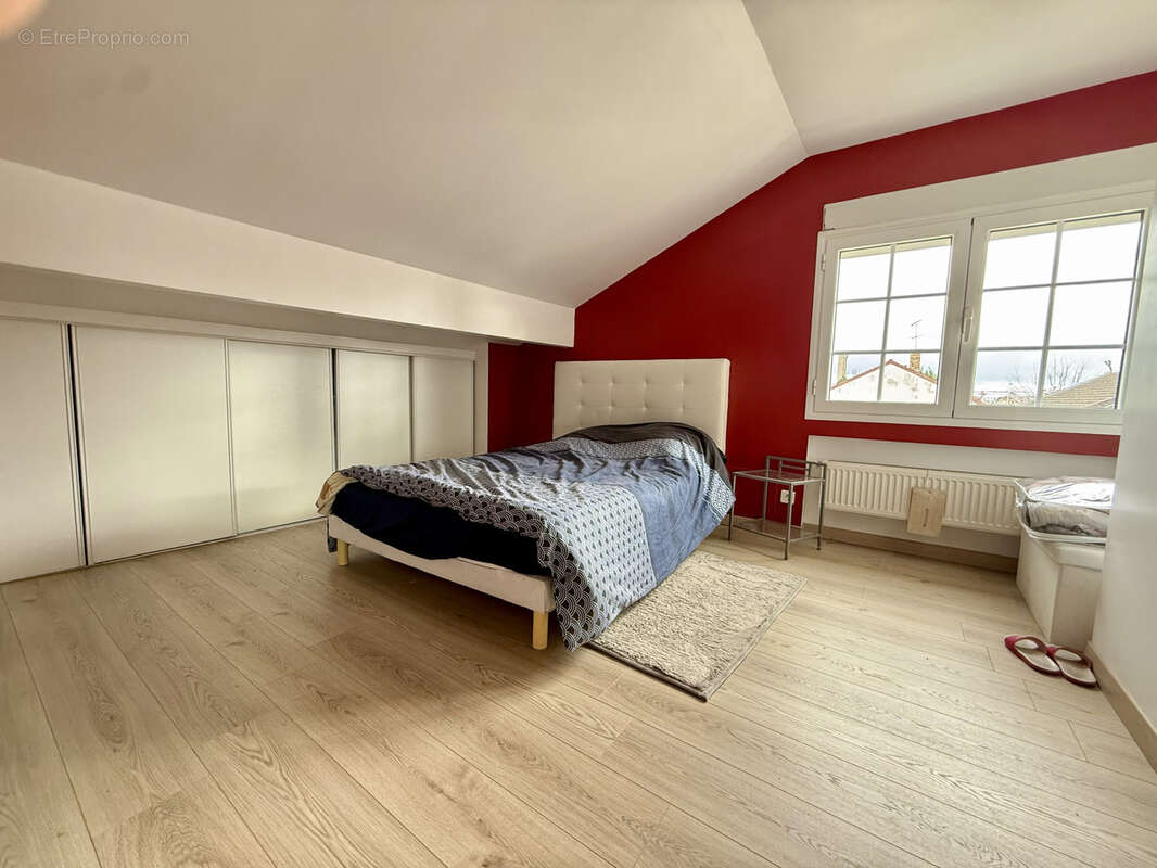 Maison à AULNAY-SOUS-BOIS