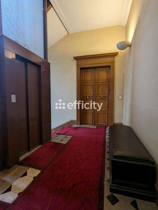 Appartement à PARIS-10E