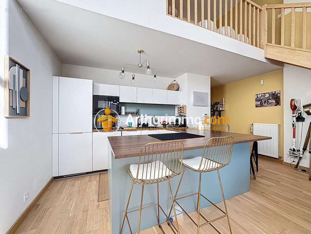 Appartement à BOURGOIN-JALLIEU