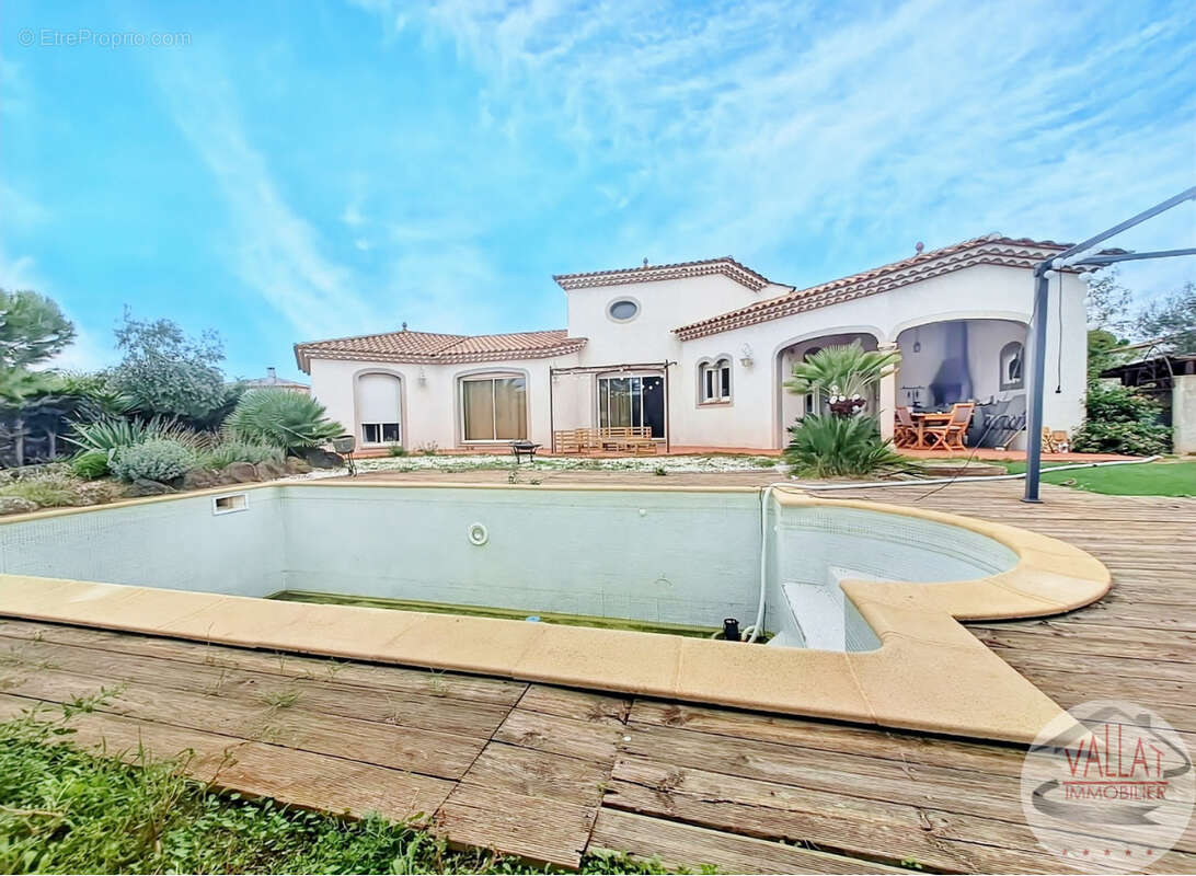 Villa de plain-pied avec piscine à vendre au Grau d'Agde ! - photo 20
