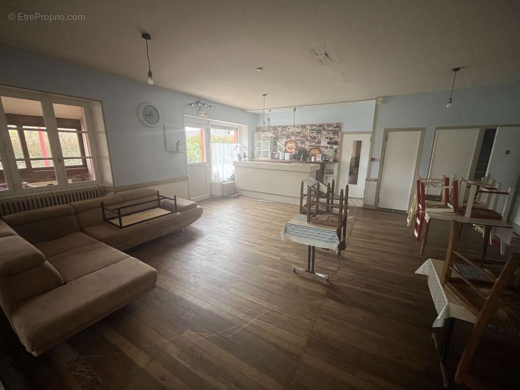 Maison à LE CHATELET