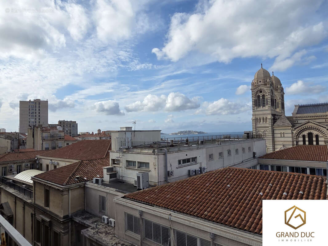Appartement à MARSEILLE-2E