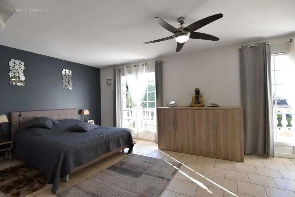 Maison à LES ADRETS-DE-L&#039;ESTEREL