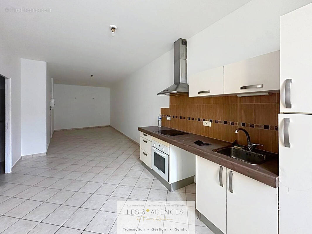 Appartement à COGOLIN