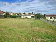 Terrain à PARIGNE-L&#039;EVEQUE