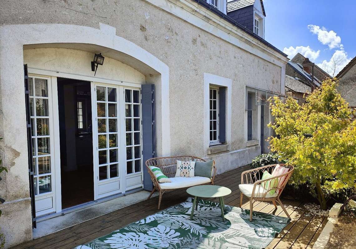 Maison de charme rénovée au cur de Montlouis-sur-Loire - photo 2