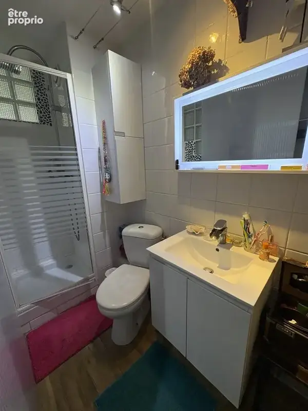 Appartement refait à neuf avec parking privatif. - photo 4