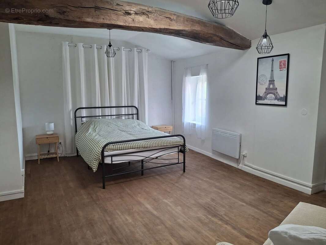 Maison à AVAILLES-LIMOUZINE