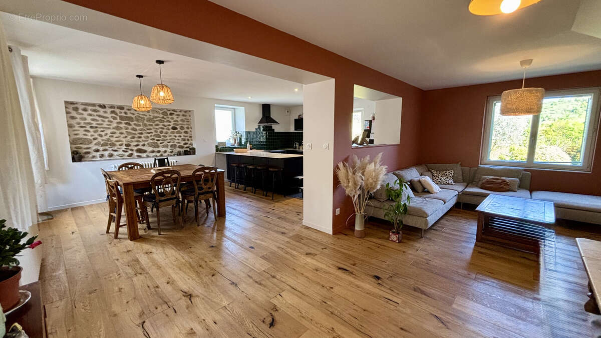 Maison à SAINT-BONNET-DE-VALCLERIEUX