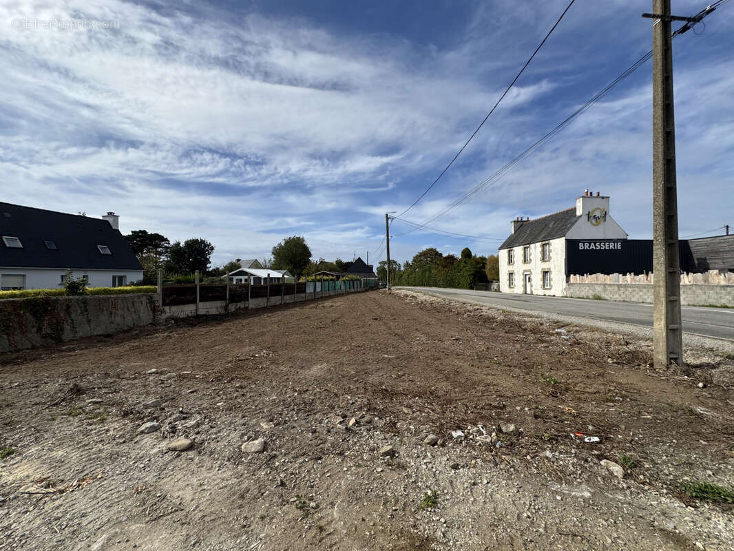 Terrain à CROZON