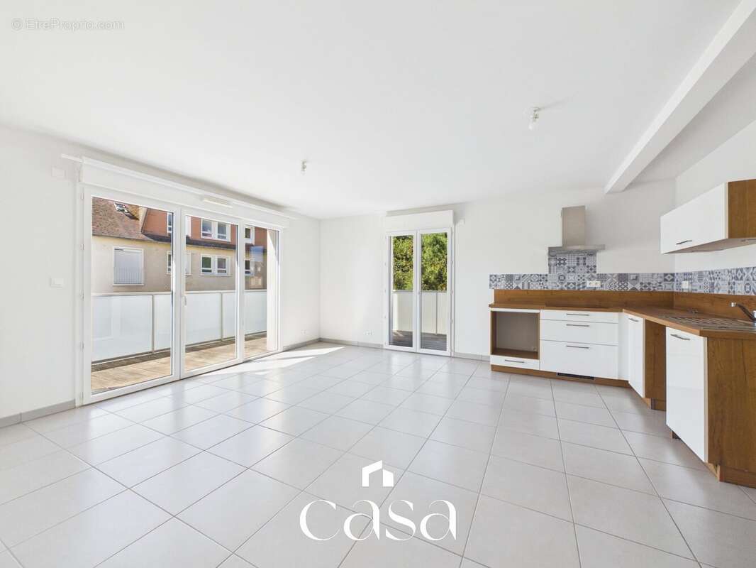 Appartement 64 m² à Caen  - photo 2