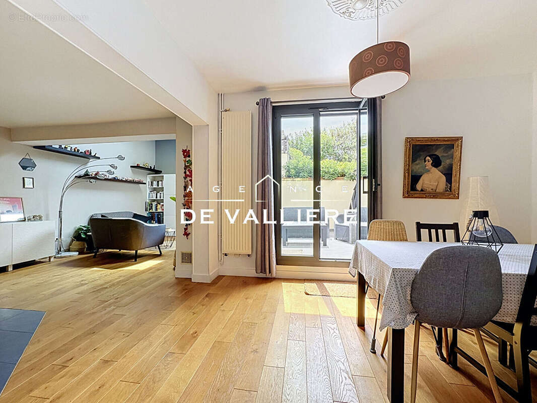 Rueil Malmaison - Côteaux - Maison 6 pièces 4 chambres - photo 4