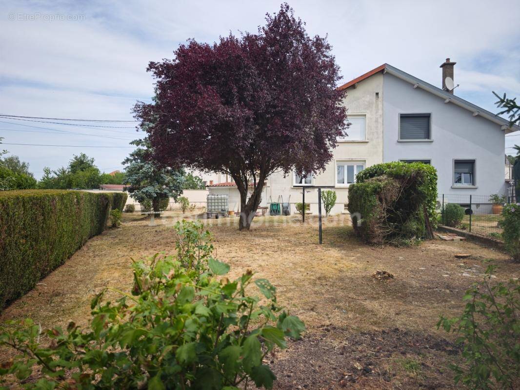 Charmante maison familiale avec terrain et garage - Etain - photo 1