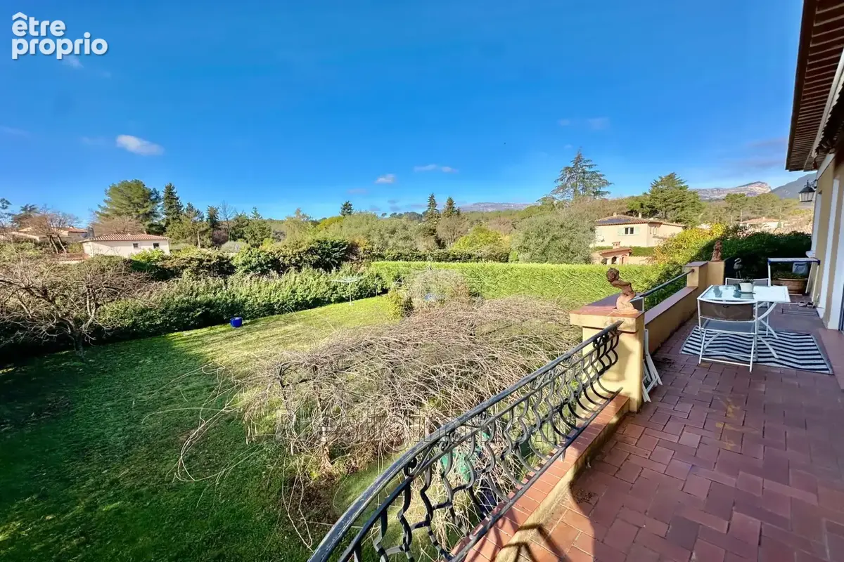 Maison 8 pièces 270 m² à vendre à Roquefort-Les-Pins (06330) - photo 9