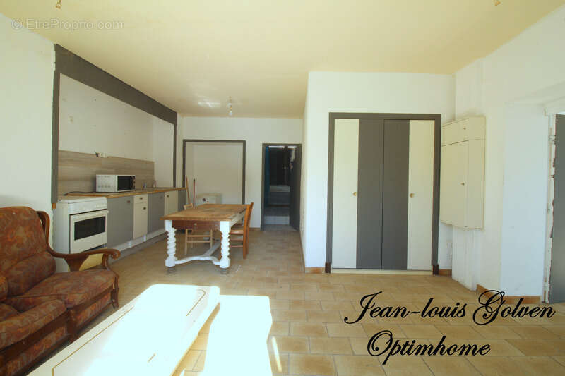Appartement à TOURNEMIRE