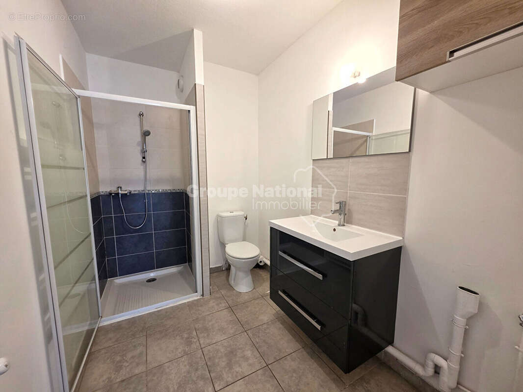 À vendre -Bel appartement T2 de 43 m² avec grande terrasse et double parking -Centre-ville de Miramas - photo 12