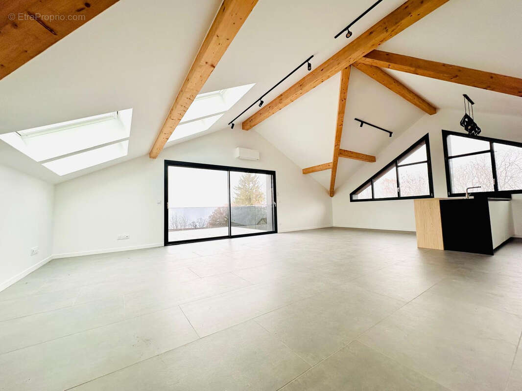 Appartement à NEUVECELLE