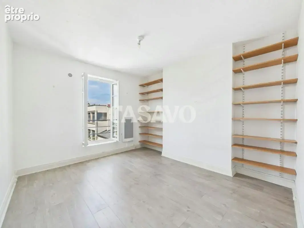 Vente Appartement 4 pièces de 79m² - 75011 Paris - photo 6