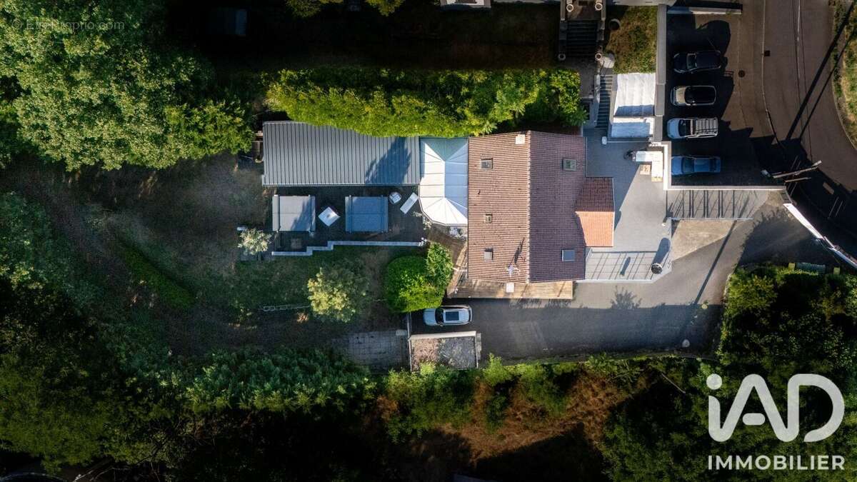 Maison 330 m² à Forbach  - photo 2