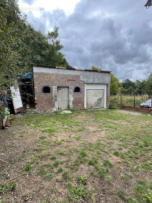 Maison à SAINT-REMY-CHAUSSEE