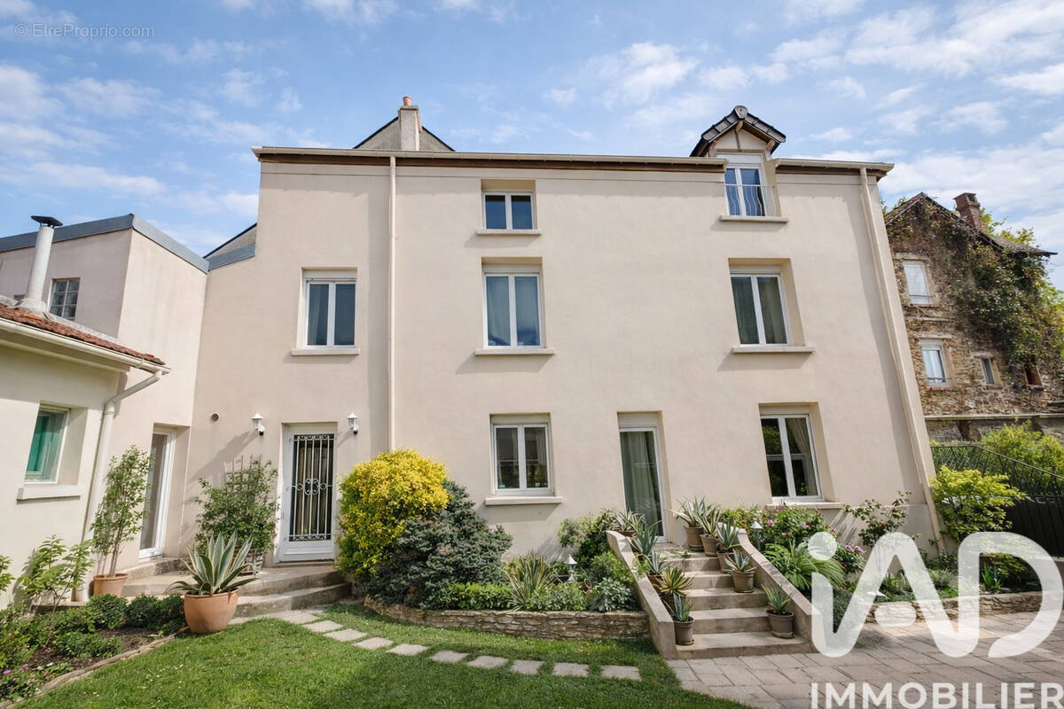 Photo 1 - Maison à CHELLES