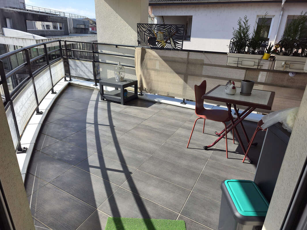 Appartement à MEYTHET