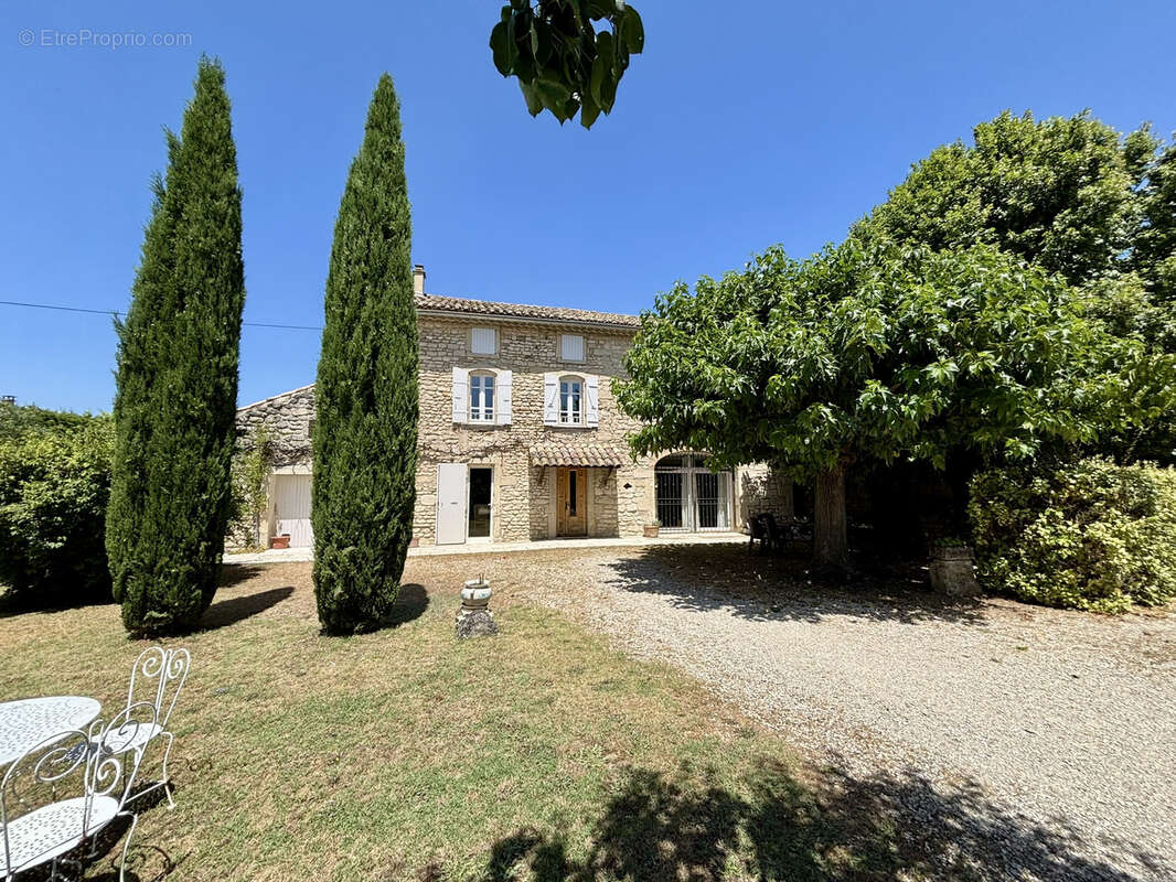Maison à GRIGNAN
