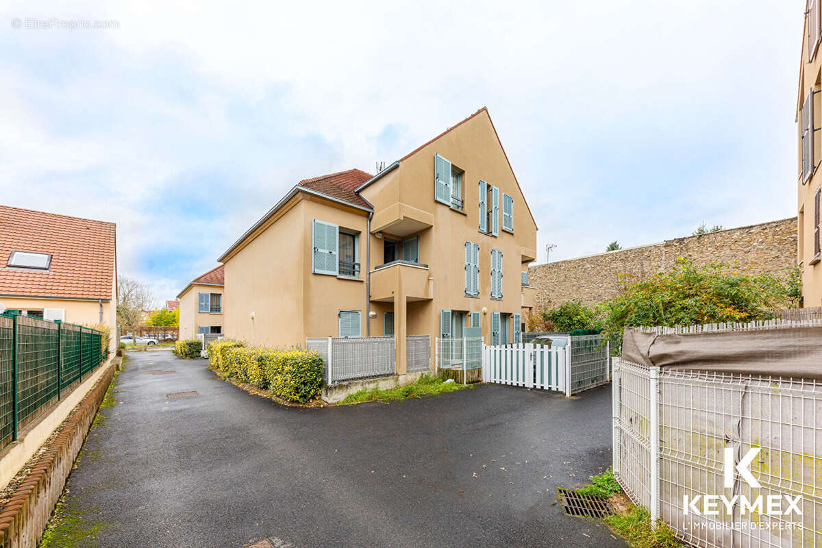 Appartement à BEAUMONT-SUR-OISE