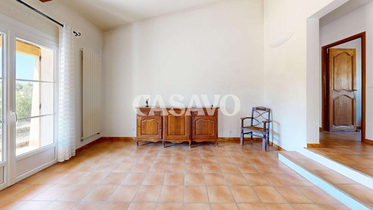 Maison à POURRIERES