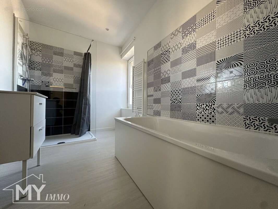 Appartement à LALINDE