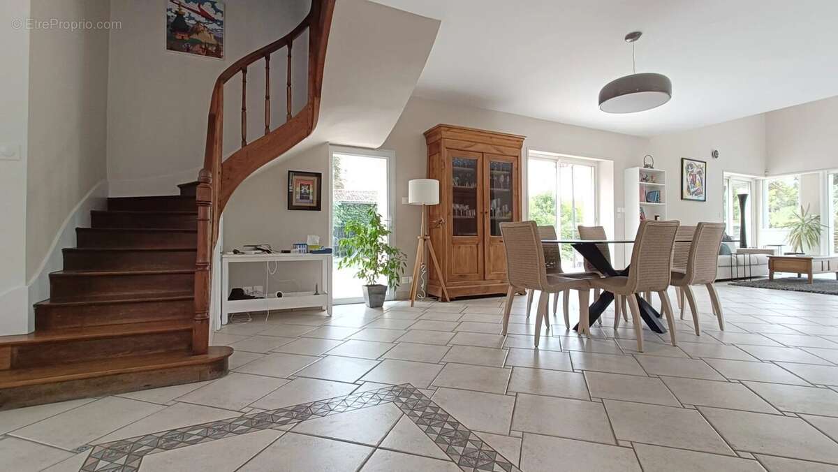 Belle propriété avec piscine avanton - photo 8
