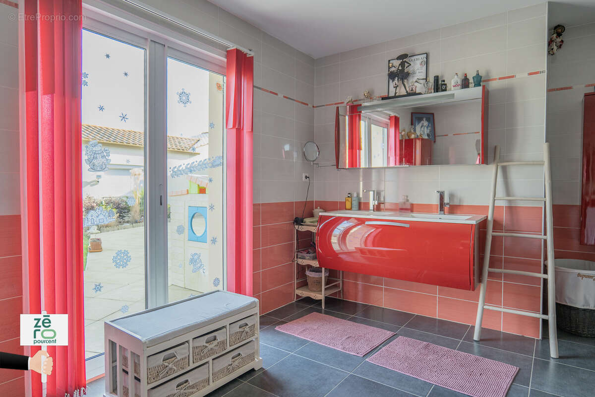 Maison à LANDEVIEILLE