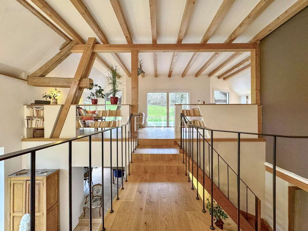 Maison à ALLONZIER-LA-CAILLE