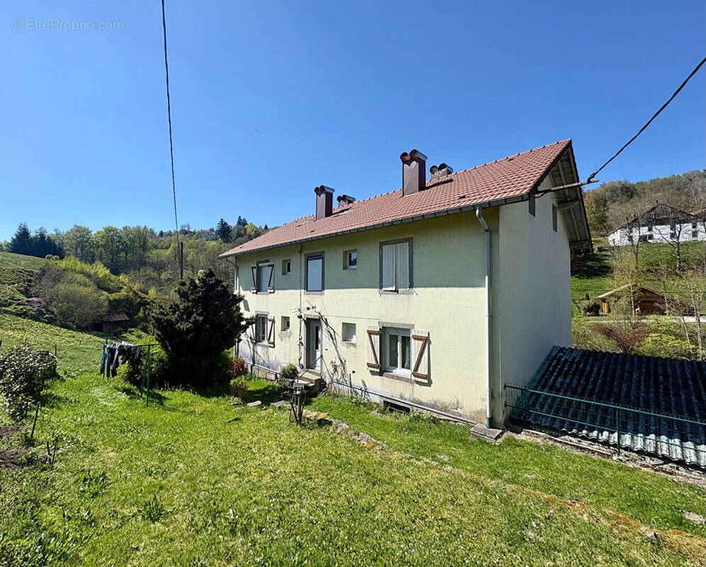 Appartement à LA BRESSE