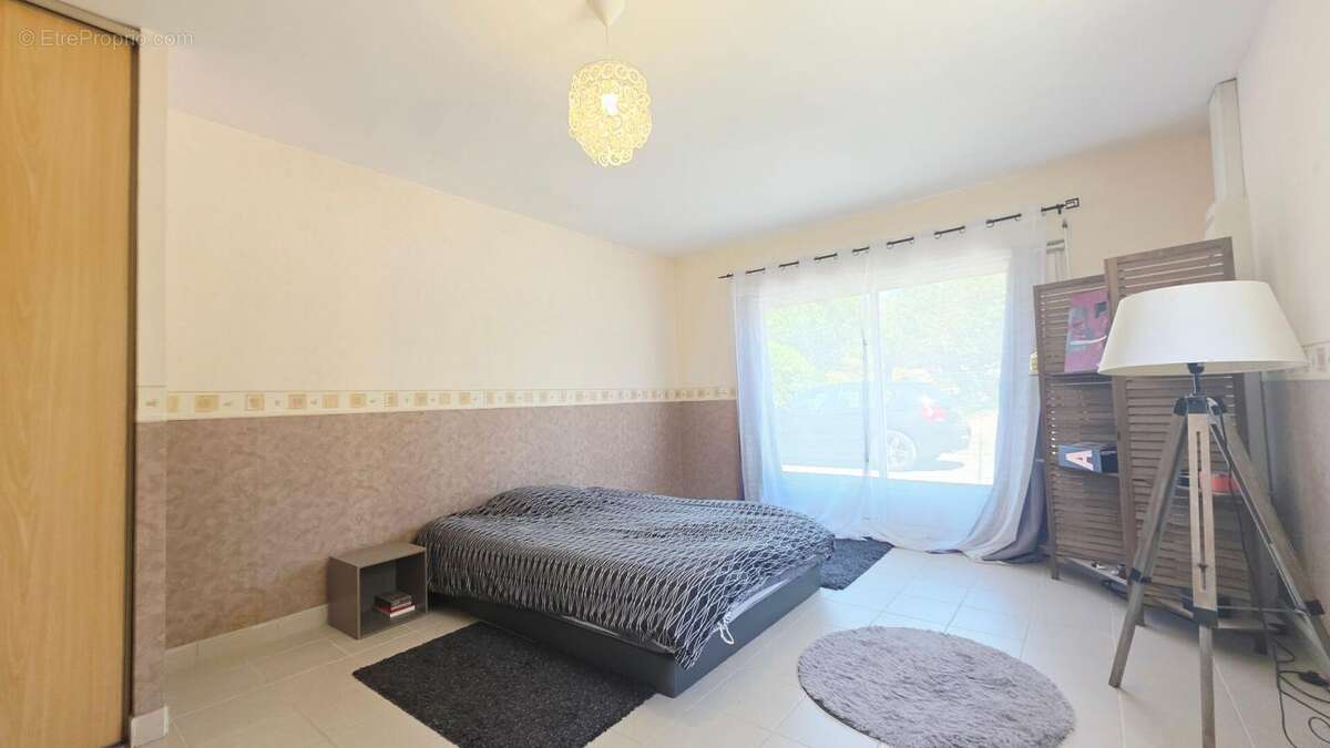 Bourges maison de 166 m² 5 chambres piscine garage - photo 10