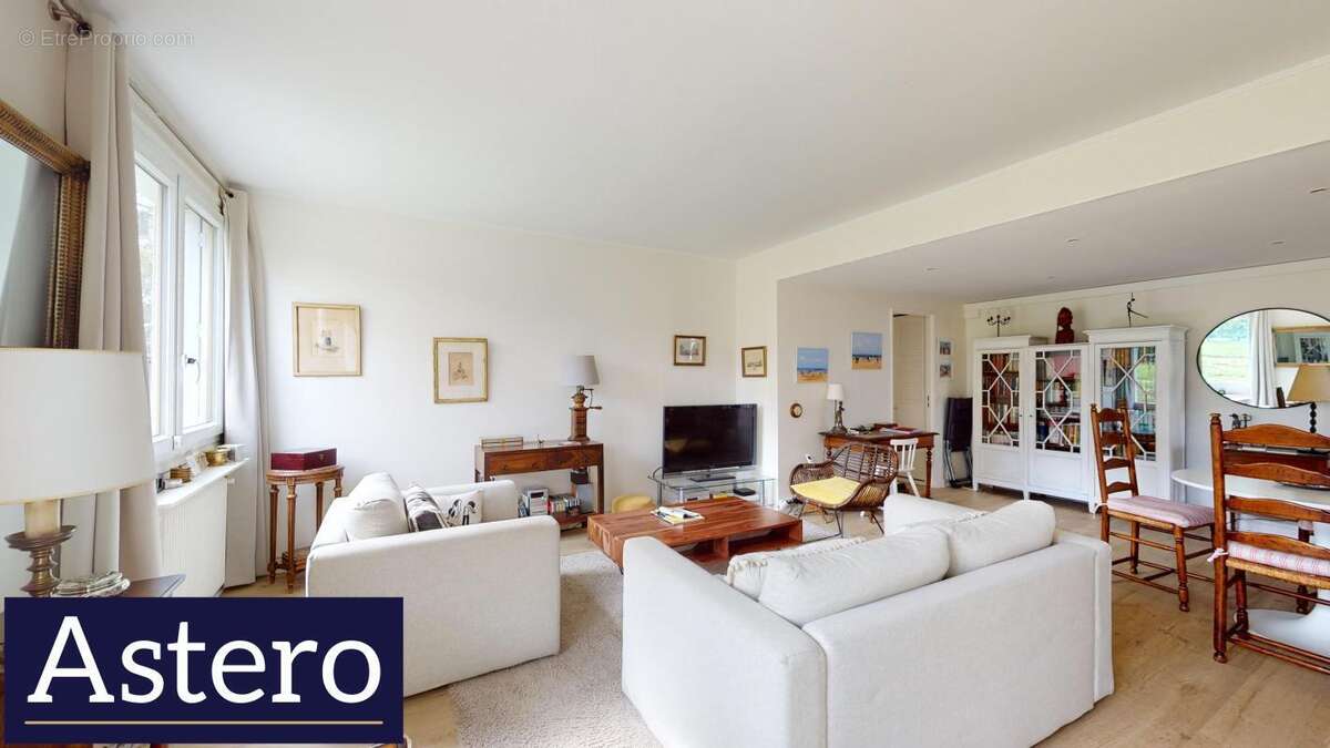 Appartement à GARCHES