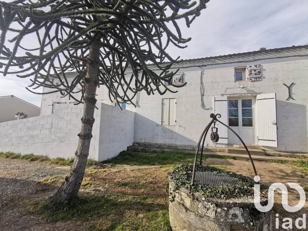 Photo 1 - Appartement à SAINT-MARTIN-DE-LAYE