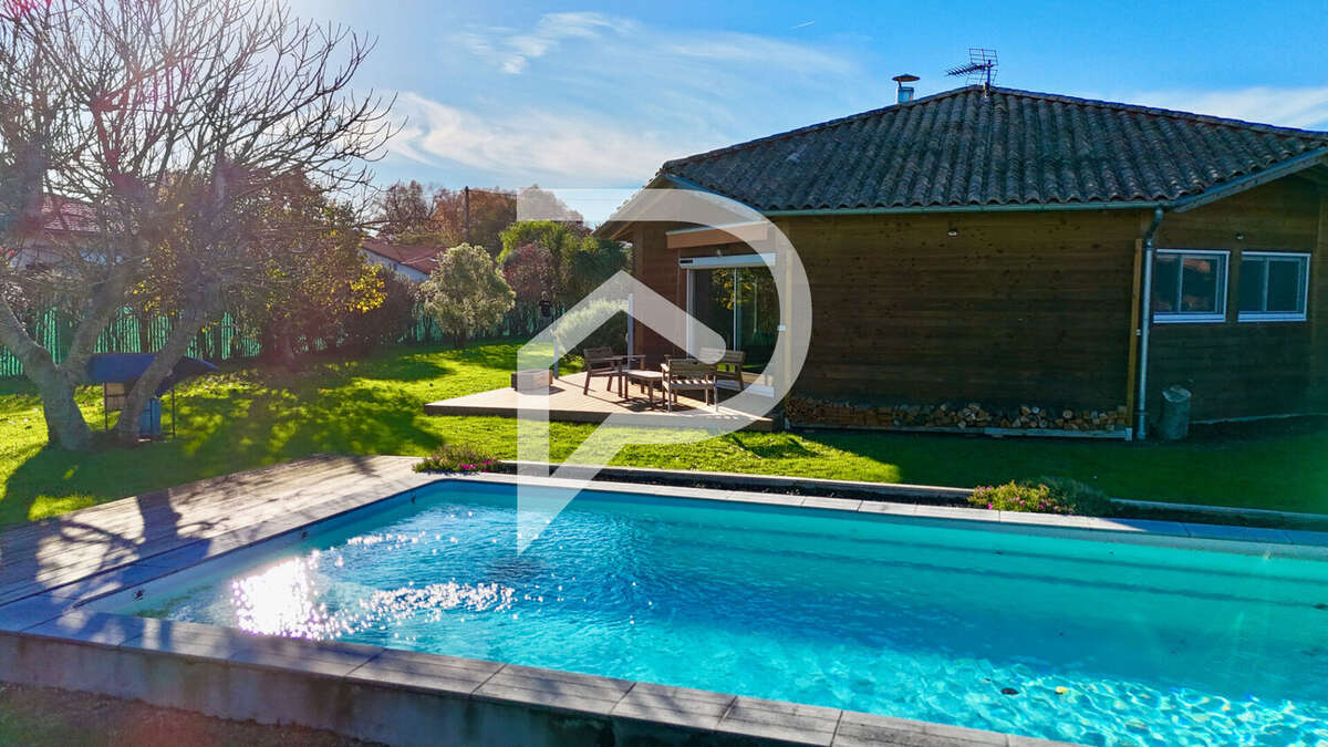 Maison à PORT-DE-LANNE