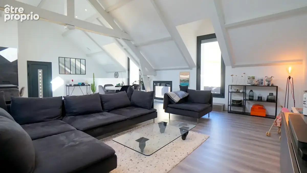 Maison Rénovée - 3 chambres - 174 m2 - photo 2
