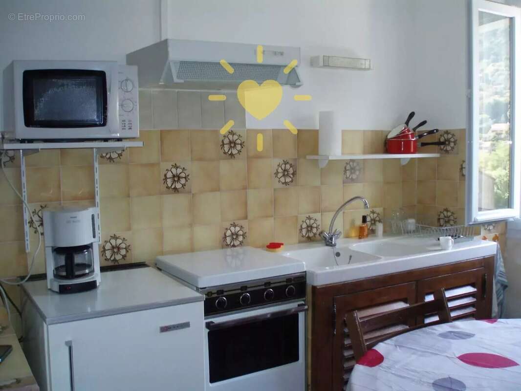 Appartement à CLAVIERS