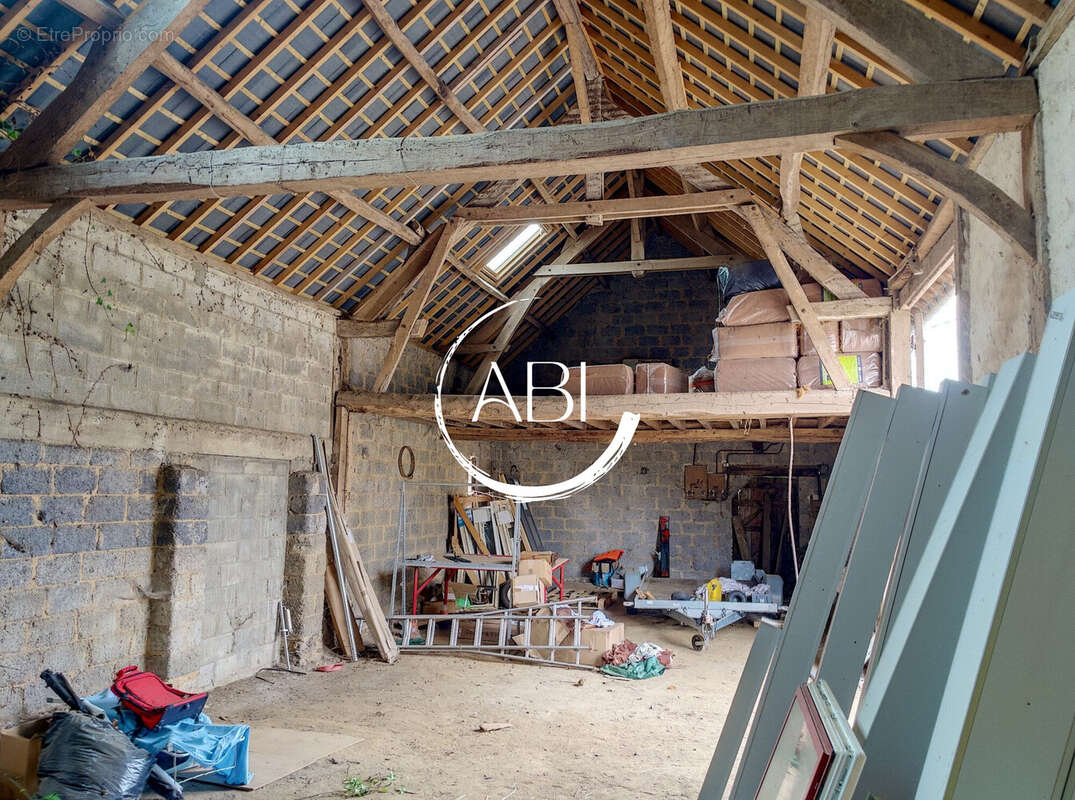 Maison à SAINT-JULIEN-DU-TERROUX